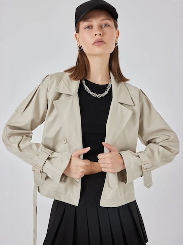 Bigdart Between-seasons coat in Beige: front