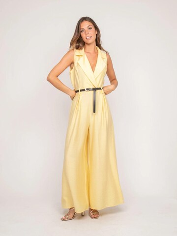 Dona Lisa Jumpsuit 'Combinaison pantalon fluide EZINE' in Geel: voorkant