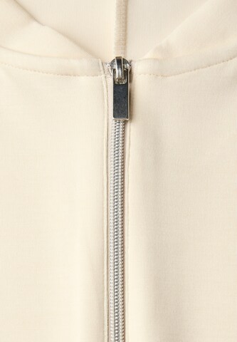 STREET ONE Sweatshirt in Beige