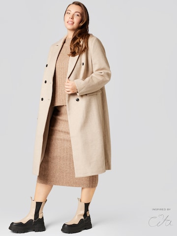 Guido Maria Kretschmer Curvy Between-seasons coat in Beige