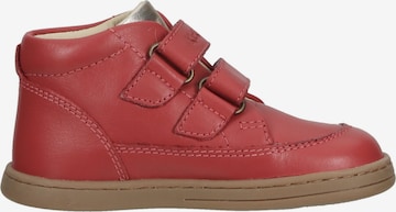 Kickers Sneakers in Red