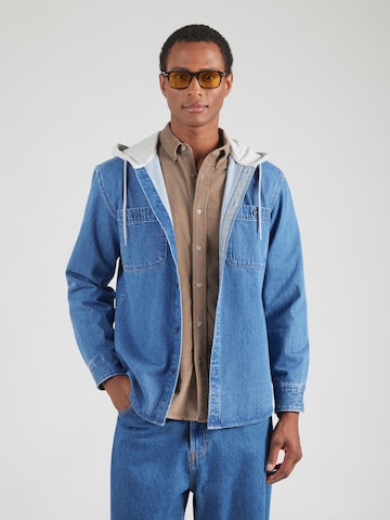 LEVI'S ® Tussenjas 'CLASSIC' in Blauw: voorkant