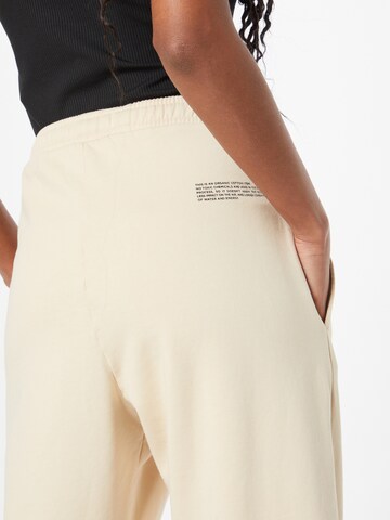 REPLAY - Tapered Pantalón en beige