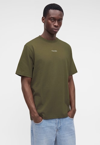 Tricou 'EASY' de la Calvin Klein Jeans pe verde
