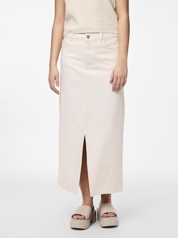 PIECES Skirt 'KENISE' in White: front