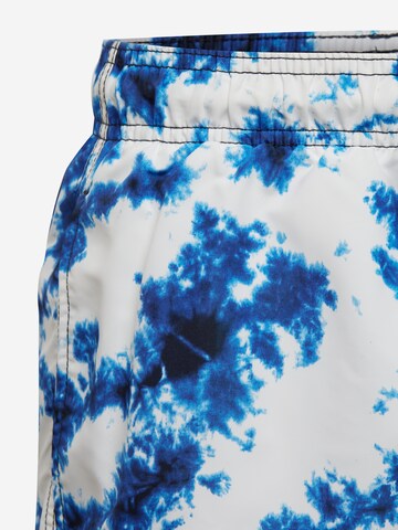 Superdry Badeshorts 'Studios' in Blau