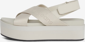 Calvin Klein Jeans Sandalen met riem in Beige: voorkant