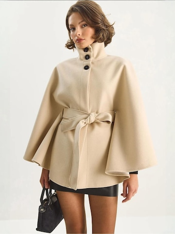 Cappotto di mezza stagione di Bianco Lucci in bianco