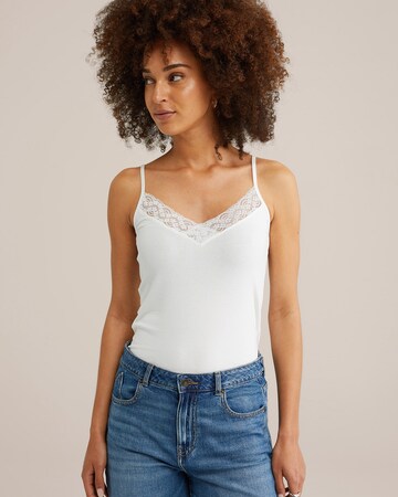 Top di WE Fashion in bianco: frontale