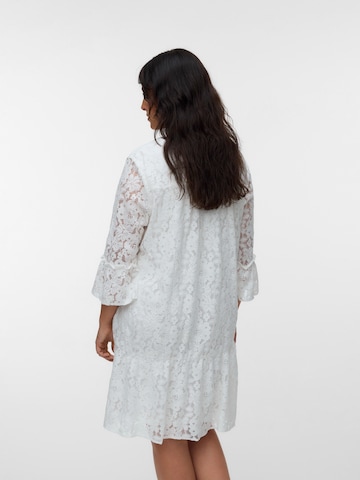 Vero Moda Curve Tunika 'VMHONEY' i vit