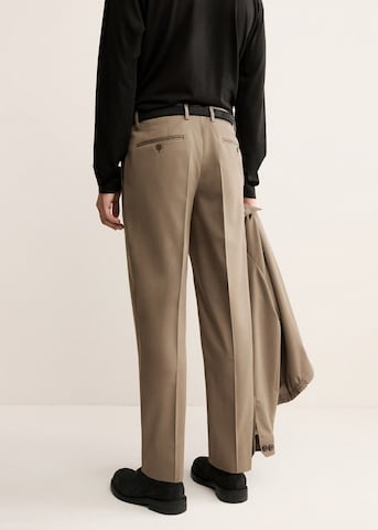 MANGO MAN Regular Pleat-Front Pants 'Ferrara' in Brown