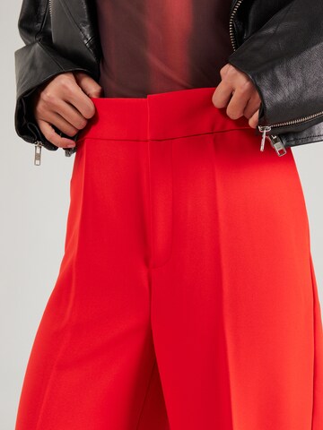 InWear Loose fit Pleated Pants 'Zinni' in Red