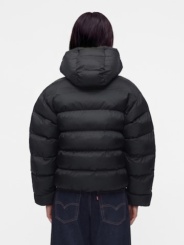 Nike Sportswear Zimná bunda 'CLSSC' - Čierna