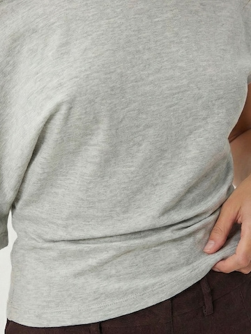 Camicia da donna di Happiness İstanbul in grigio