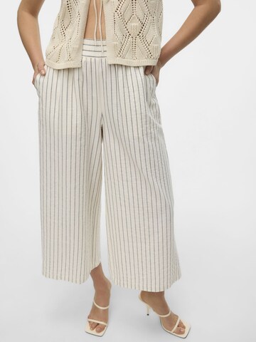 VERO MODA Wide Leg Bukser 'JAYLEN' i hvid
