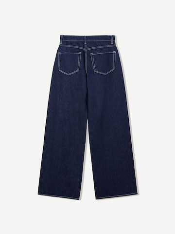 Wide leg Jeans de la Bershka pe albastru