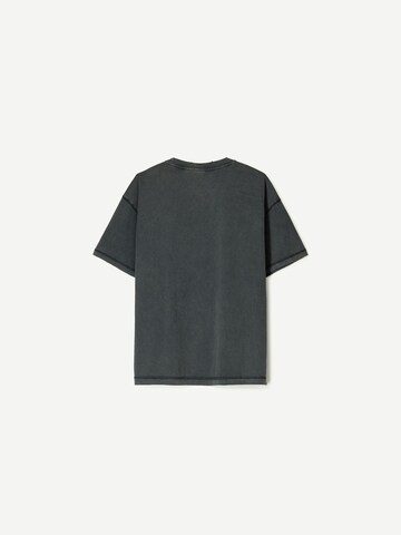Maglietta di Bershka in grigio