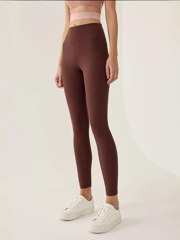 Hiccup Skinny Leggings in Braun