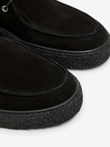 Bianco Moccasins in Black