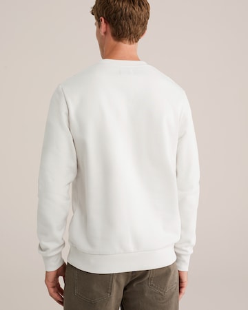 WE Fashion Sweatshirt in White