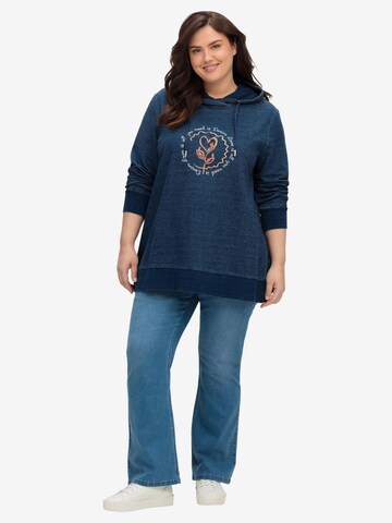 SHEEGO Sweatshirt in Blue