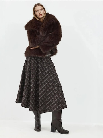 Hiccup - Saia em castanho