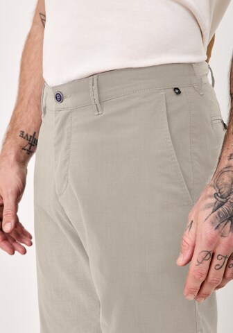 REDPOINT Slim fit Chino Pants in Beige
