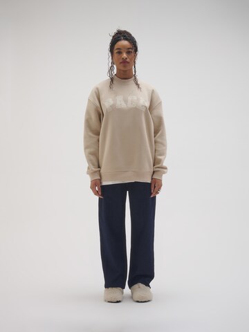 Pacemaker Sweatshirt 'Karim' in Beige