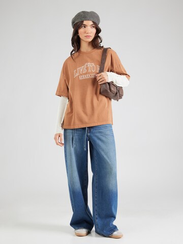 Tricou 'YOGAPA' de la LTB pe bej