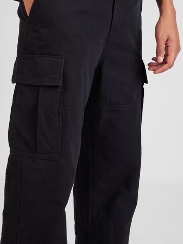 WEEKDAY Loose fit Cargo Pants 'Joel' in Black