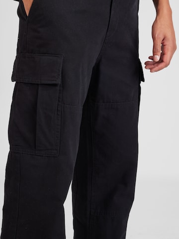 WEEKDAY Loose fit Cargo trousers 'Joel' in Black