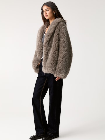 Pull&Bear Tussenjas in Grijs