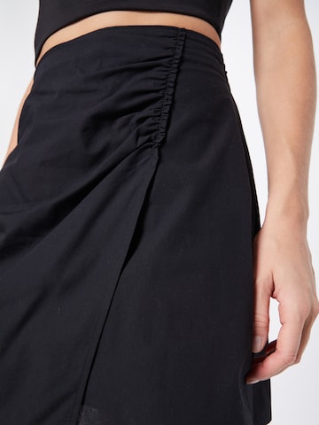 HOLLISTER Skirt in Black