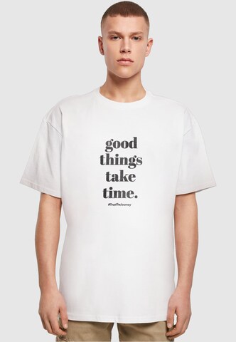 Merchcode Shirt 'Good Things Take Time' in Wit: voorkant