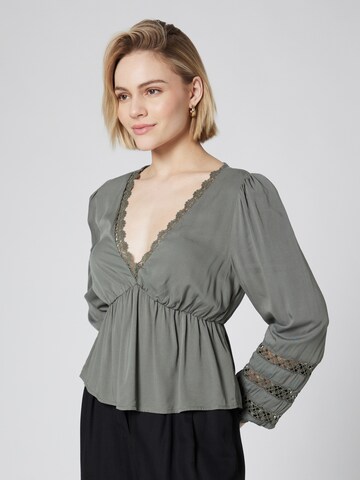 Guido Maria Kretschmer Women Blouse 'Floriane' in Groen: voorkant