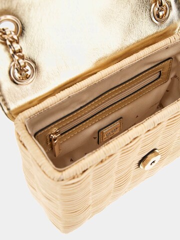 GUESS Umhängetasche 'Giully ' in Gold