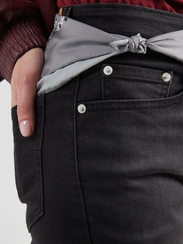 LEVI'S ® Дънки Bootcut Дънки '725 HIGH RISE BOOTCUT' в черно