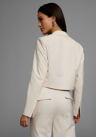HECHTER PARIS Blazer in Beige
