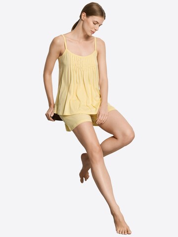 Shorty ' Juliet ' Hanro en jaune