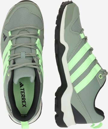 Scarpa bassa 'AX2R' di ADIDAS TERREX in verde