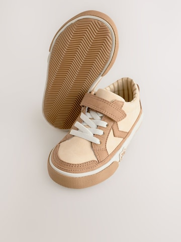 Sneaker di Next in beige