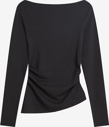Bershka Shirt in Schwarz: Vorderseite