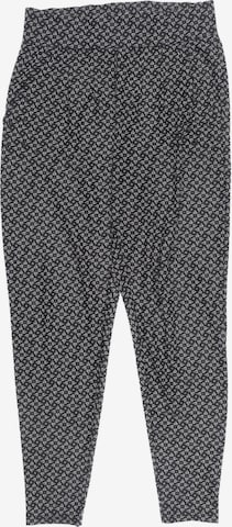Cream Pants in M in Grey: front