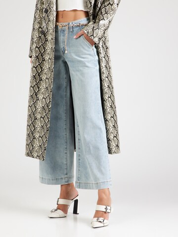 Loosefit Jeans 'ZOYA' di GUESS in blu: frontale