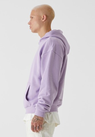 Lost Youth Sweatshirt 'Chaos' in Lila