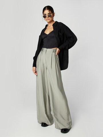 Wide Leg Pantalon à pince 'Finja' Guido Maria Kretschmer Women en vert