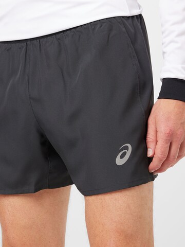 ASICS Regular Sports trousers 'Core 5IN' in Grey