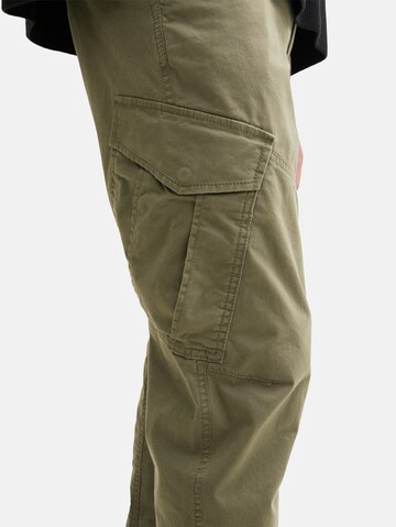 Effilé Pantalon cargo TOM TAILOR DENIM en vert
