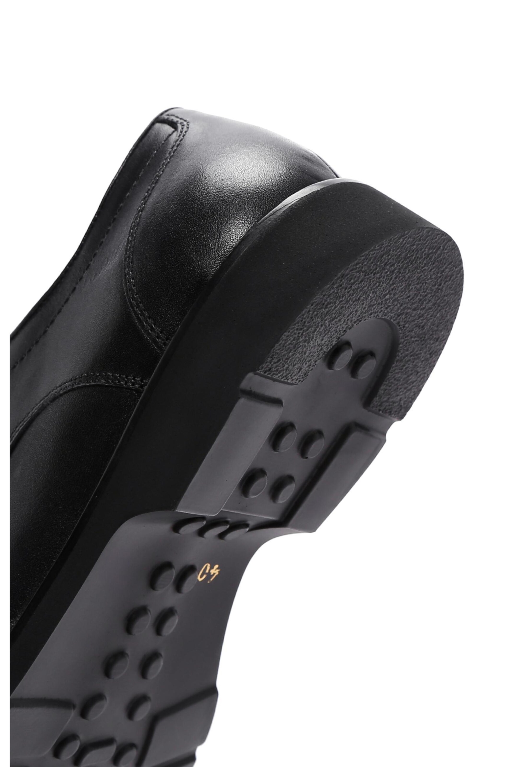 Chaussure à lacets Derimod en noir