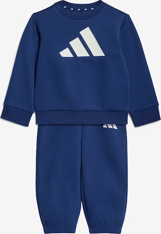Completo per l'allenamento 'Essentials' di ADIDAS SPORTSWEAR in blu: frontale